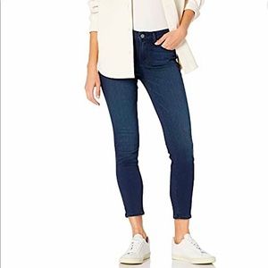 PAIGE Verdugo Crop Jeans